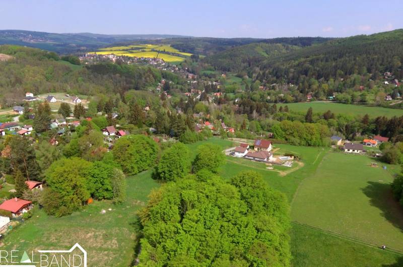 PRODANÉ - Stavební pozemek s lesem - 3279 m² - Stříbrná Skalice